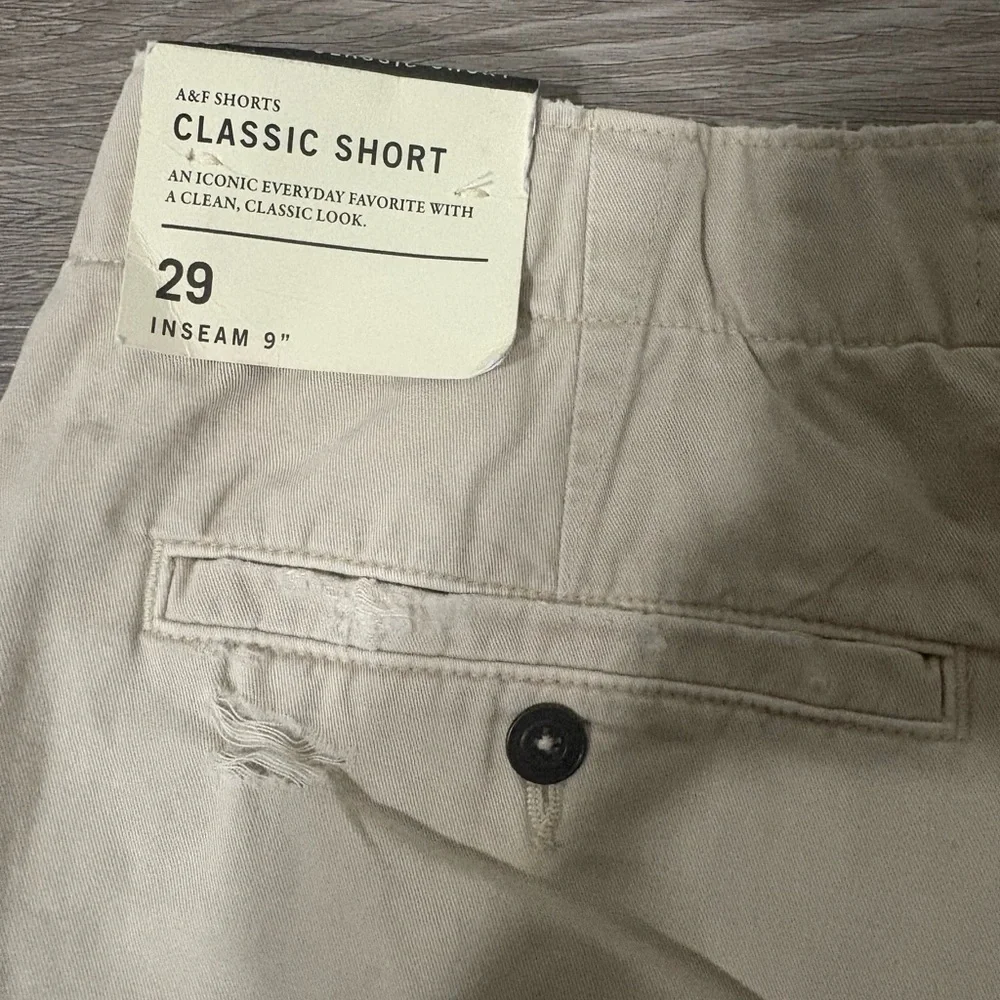 Abercrombie & Fitch Cream Distressed Flat Front Shorts